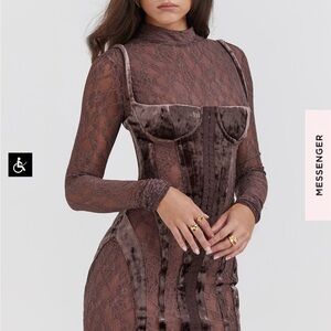 Elegant Lace and Velvet Dress in Brown